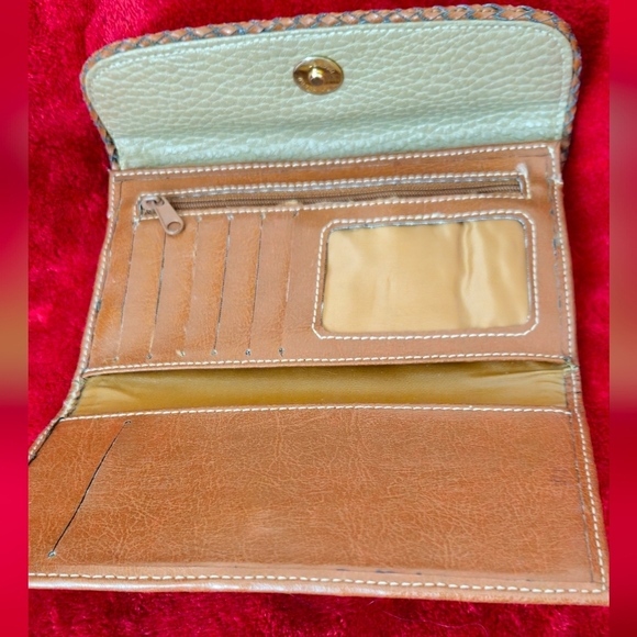 Dooney & Bourke Vintage Tan and Taupe Pebble Leather Wallet - Picture 3 of 7